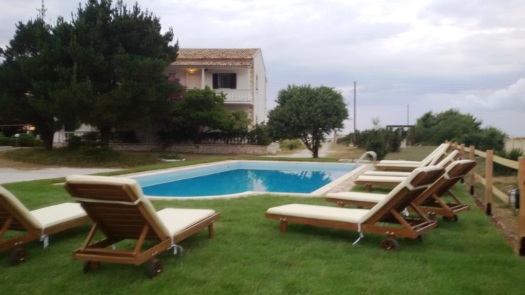 Elli Beach Apartments And Studios Almiros Beach Rum bild